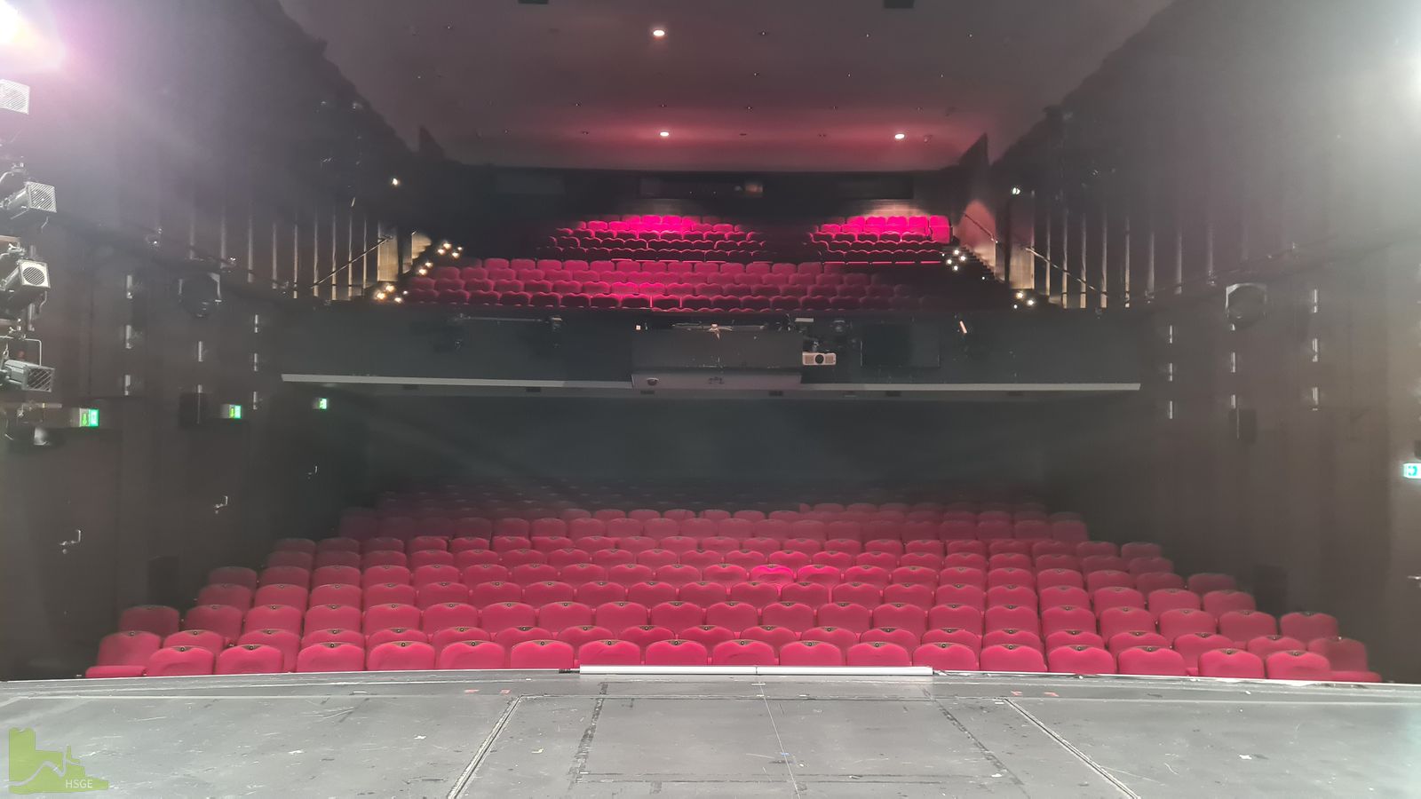 Jgst. Q1 blickt hinter die Kulissen – Besuch im Theater Dortmund