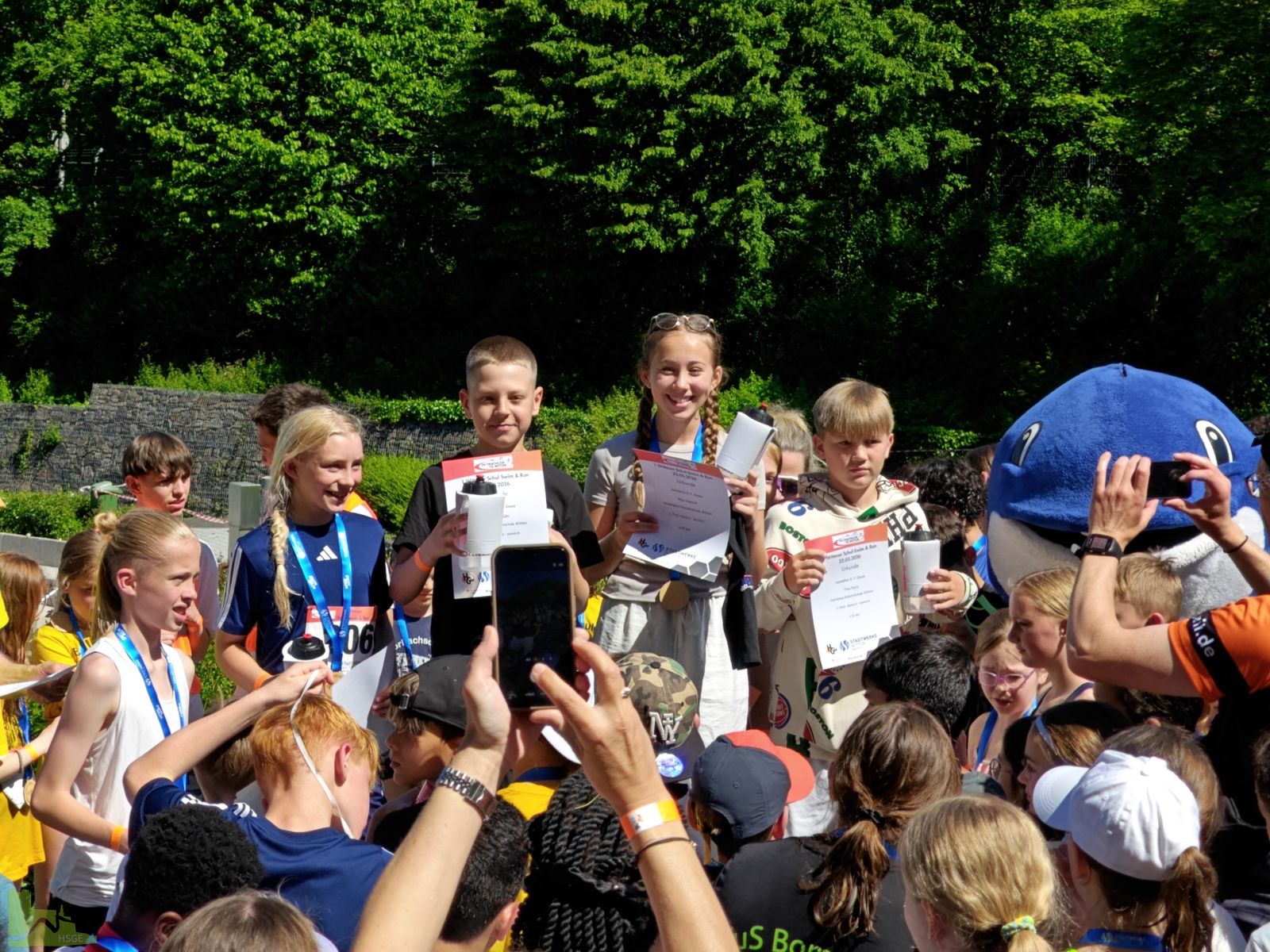 Erfolgreicher Swim & Run im Freibad Witten-Annen - Hardenstein ist beste weiterführende Schule